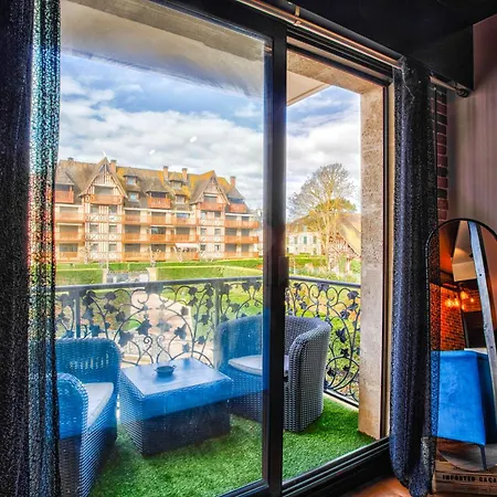 アパート Bagatelle ドーヴィル